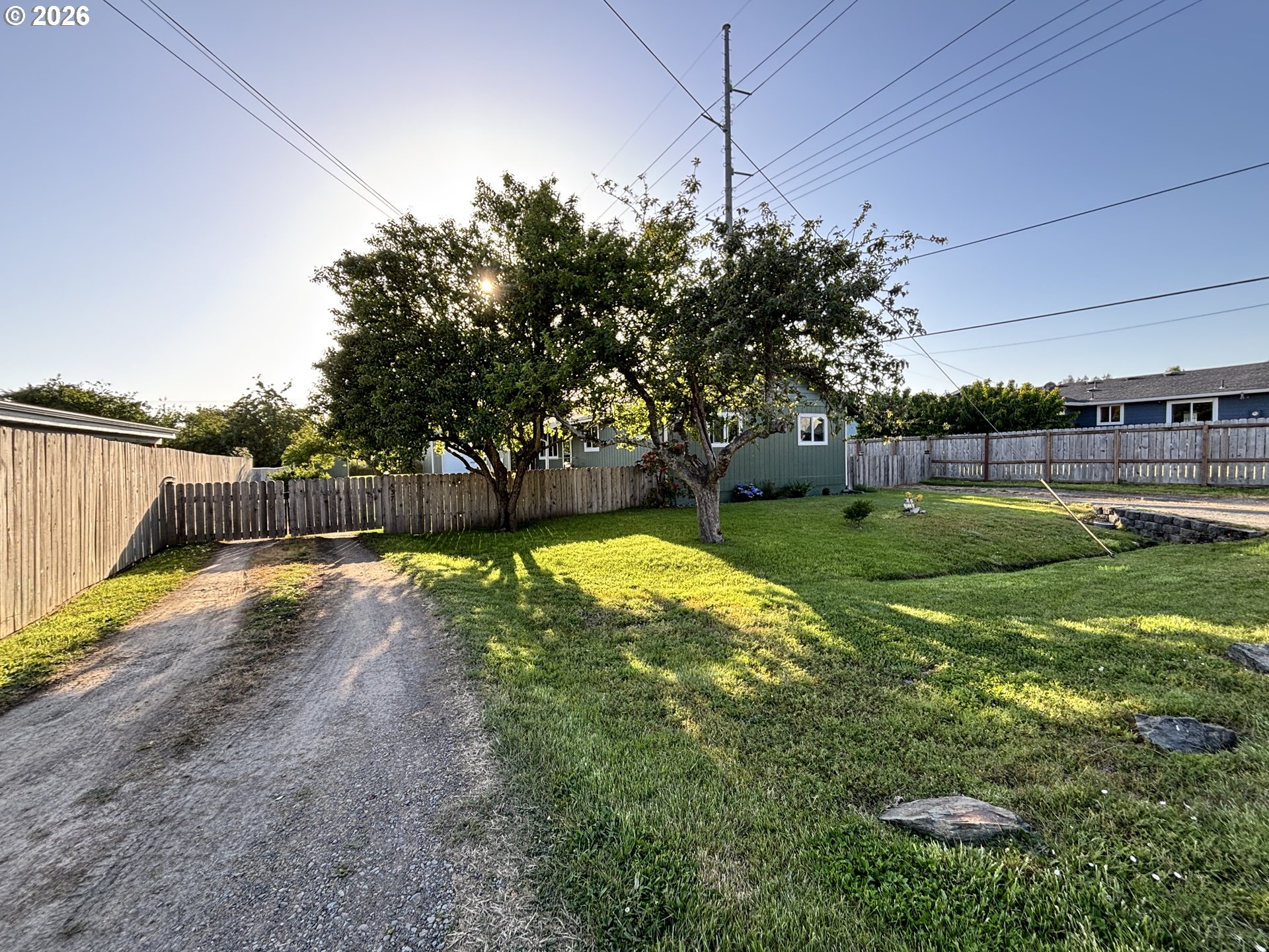 537 Art St Property Photo 47