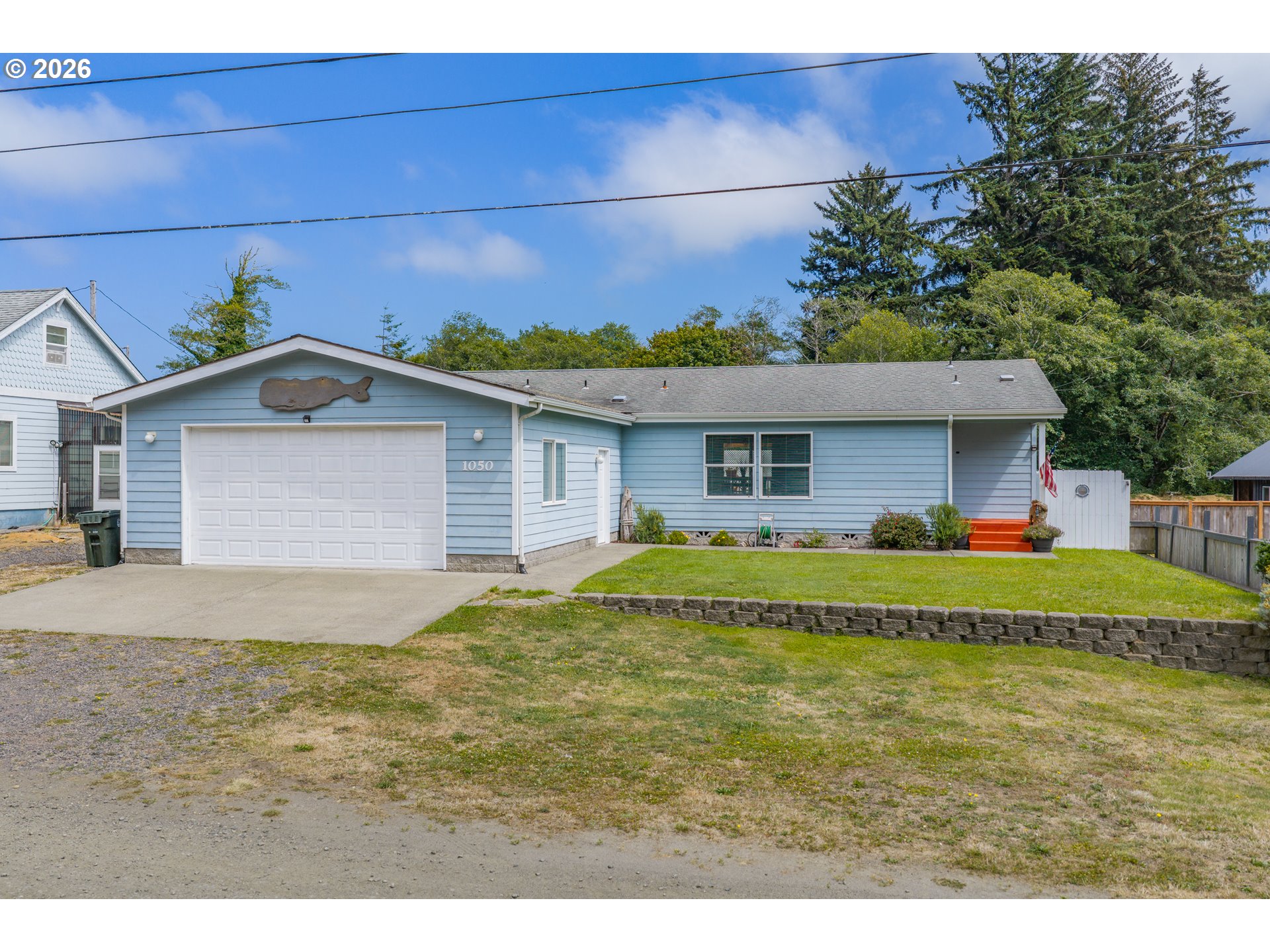 1050 Broadway Ave Property Photo 1