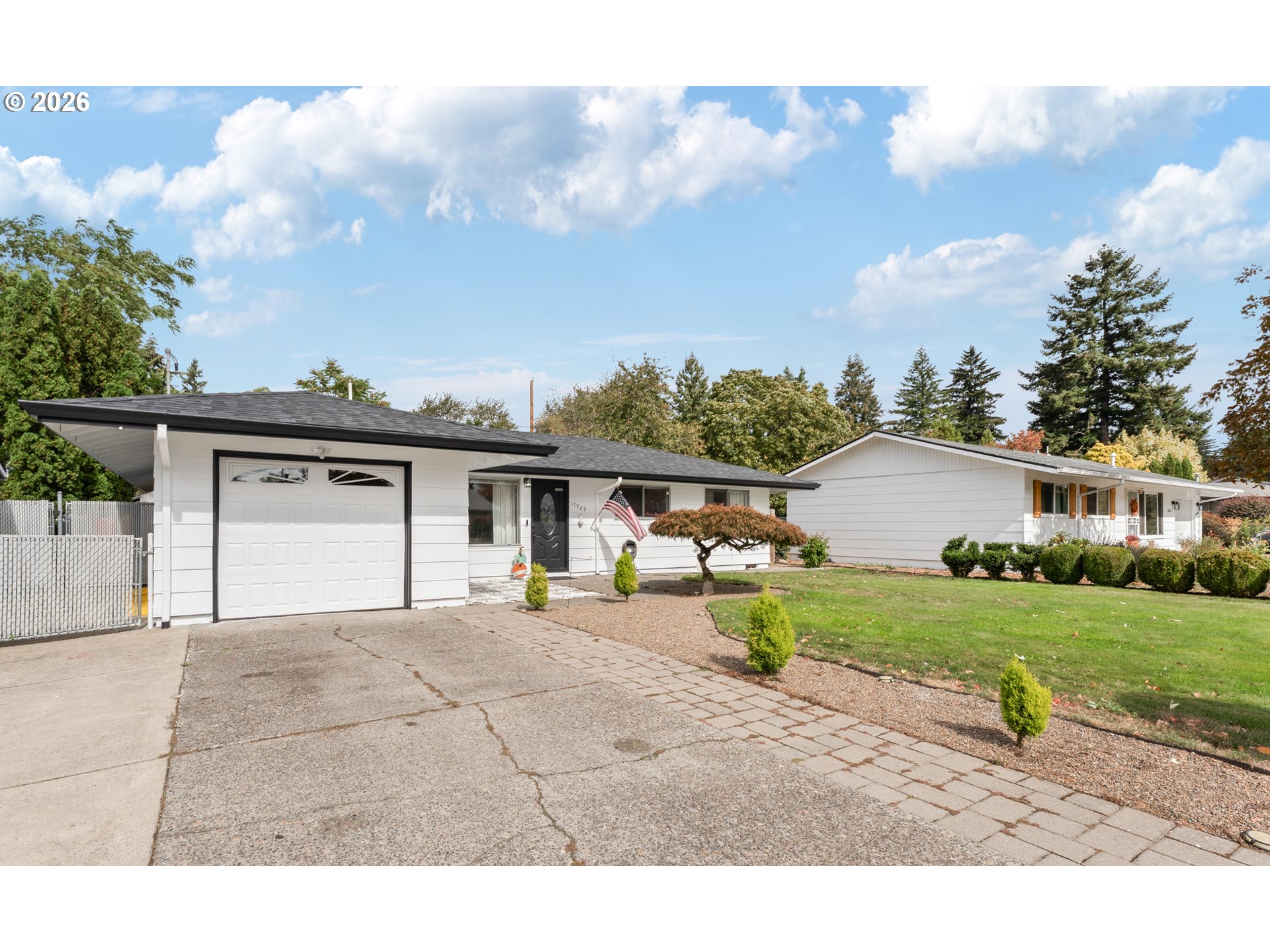 17929 Se Clay St Property Photo 1