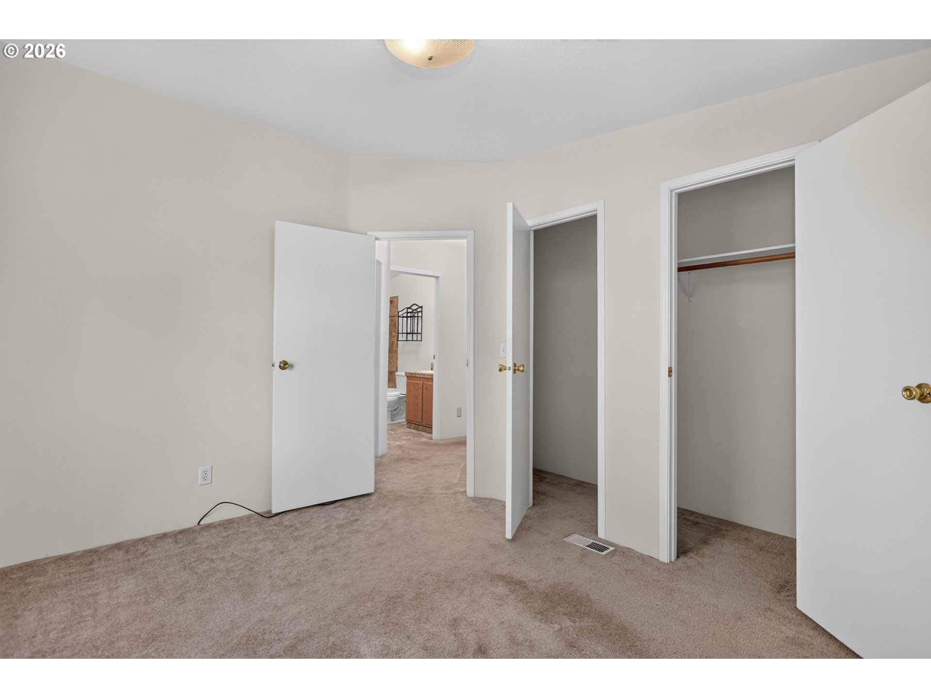 702 Main St Property Photo 28