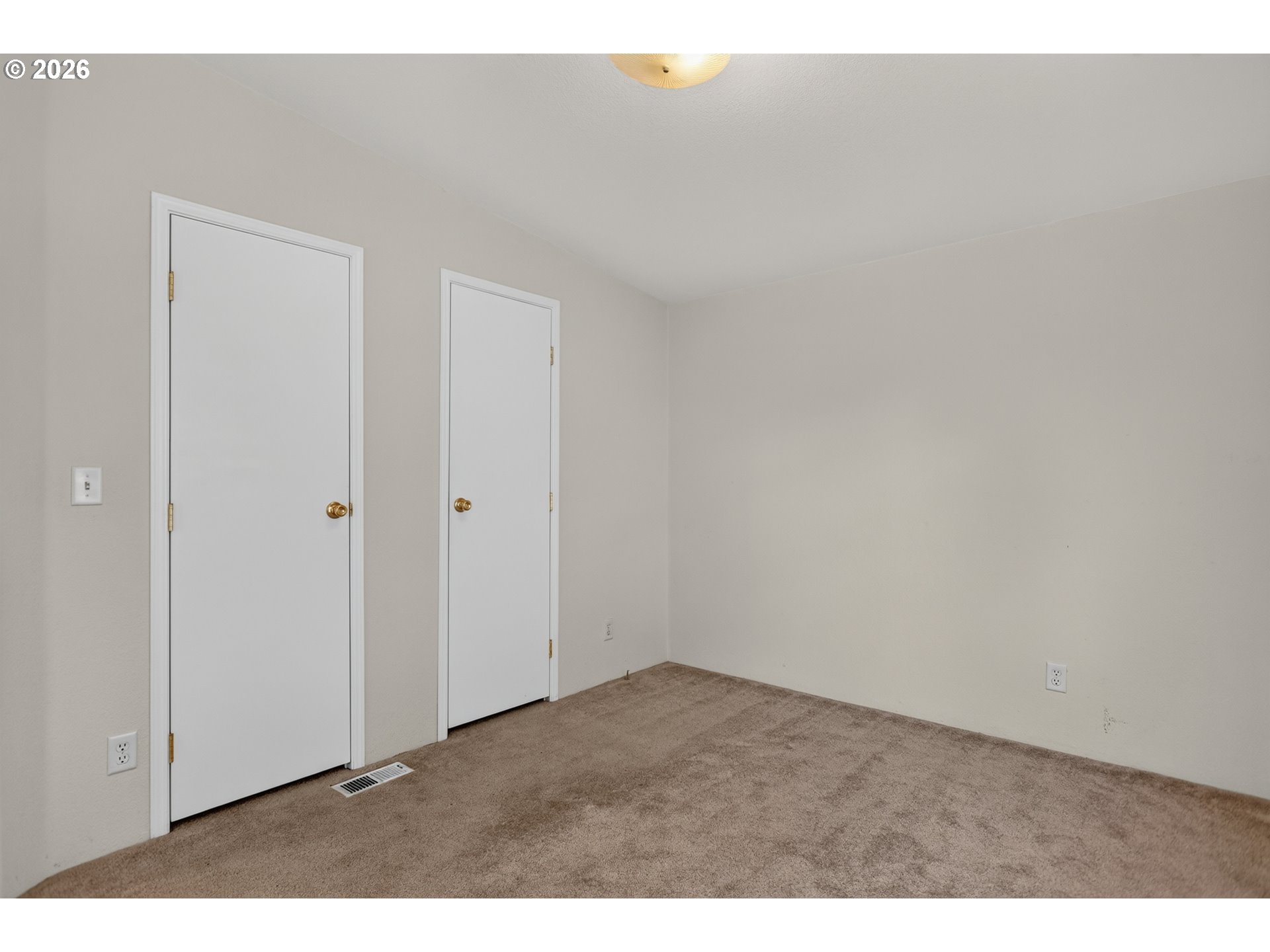 702 Main St Property Photo 29
