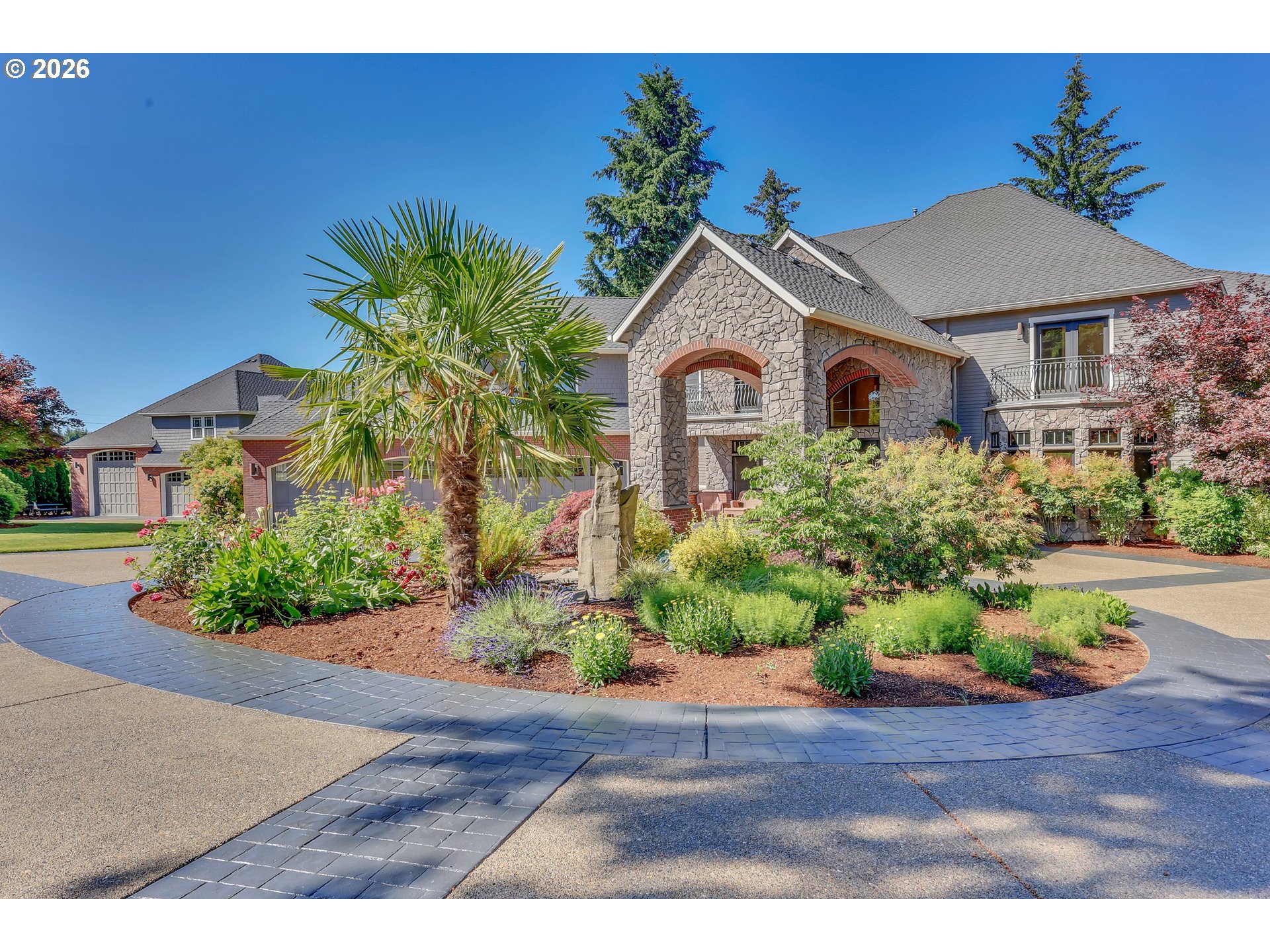 21020 S Meadowridge Ct Property Photo 1