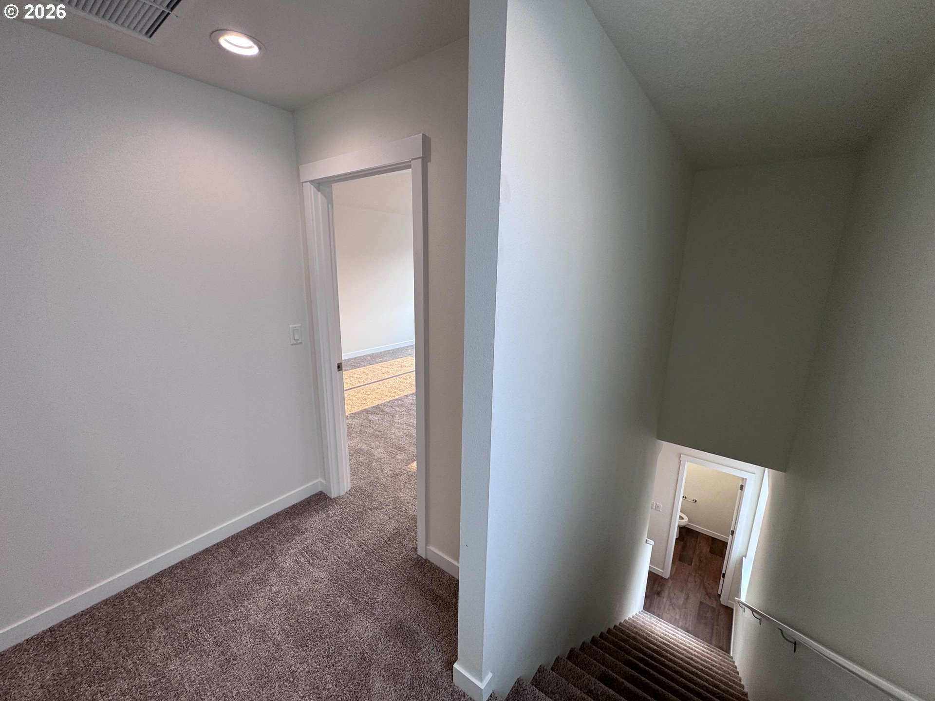 360 Se Shetterly Dr Property Photo 9