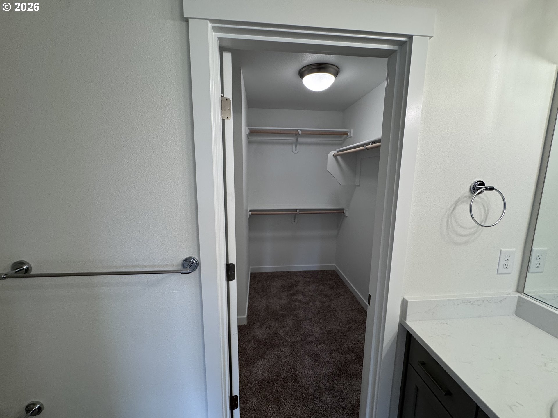 360 Se Shetterly Dr Property Photo 14