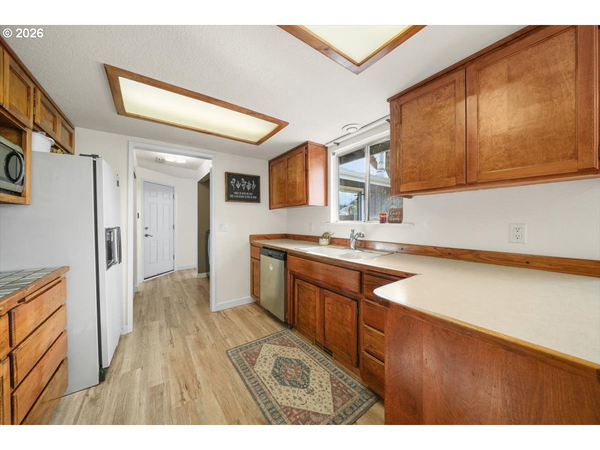 1375 Anthony Ave Property Photo 15