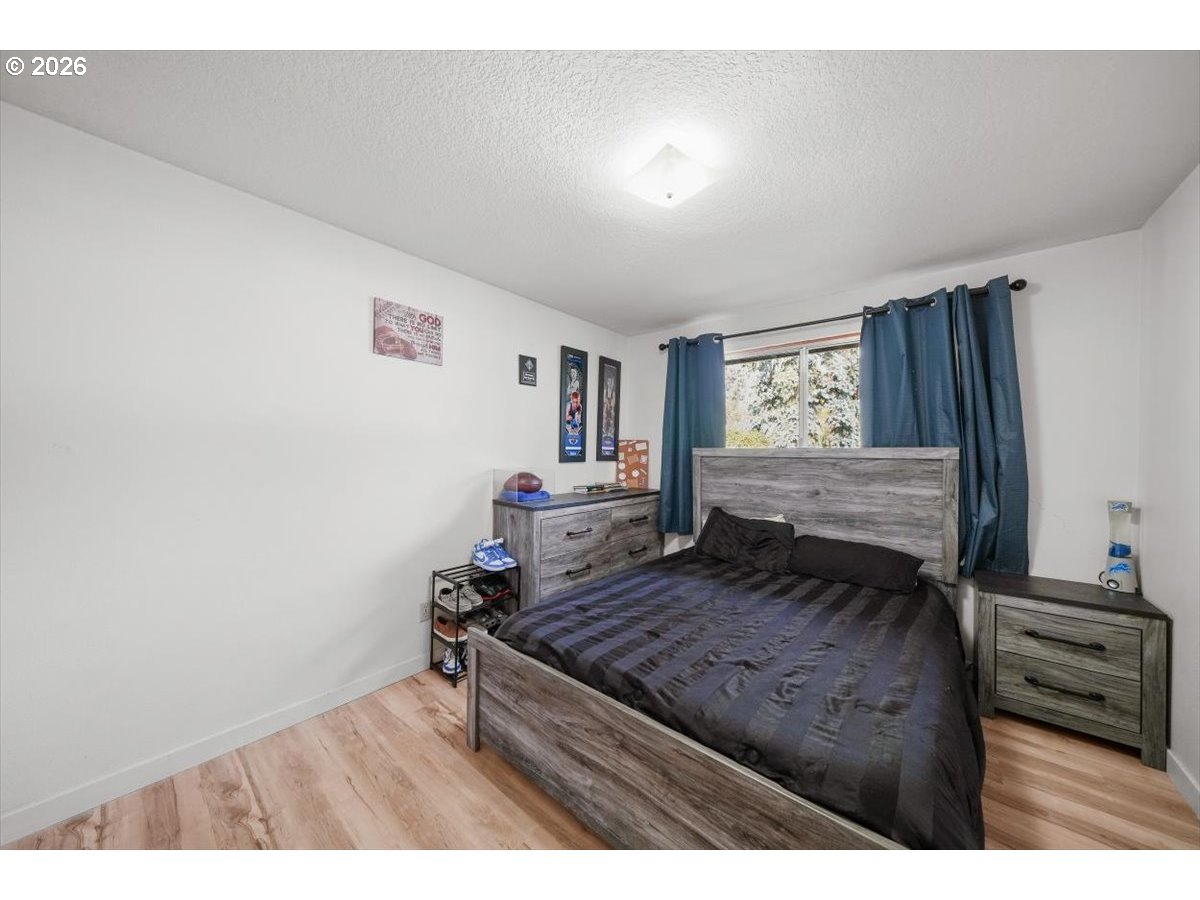 1375 Anthony Ave Property Photo 20