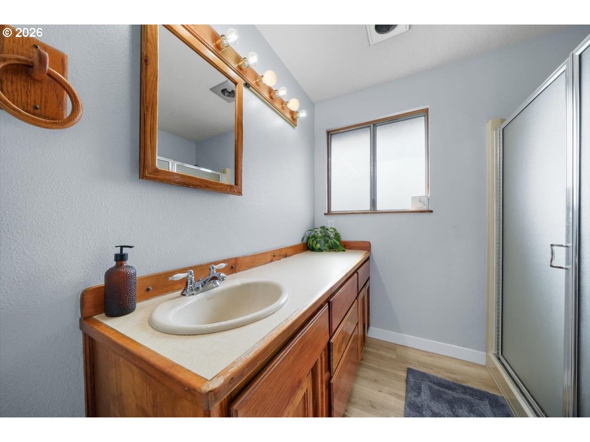 1375 Anthony Ave Property Photo 23