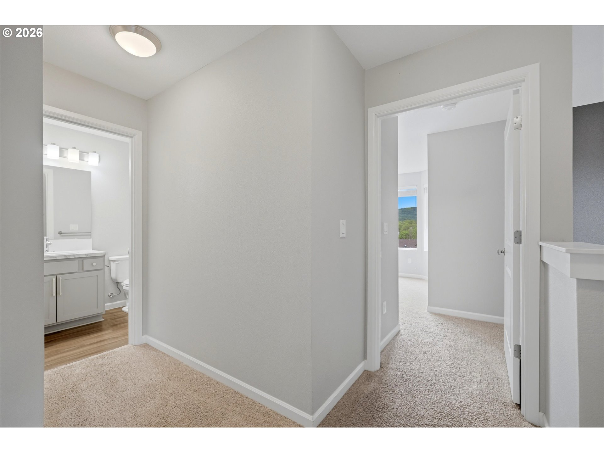 688 Lakeview Dr Property Photo 21