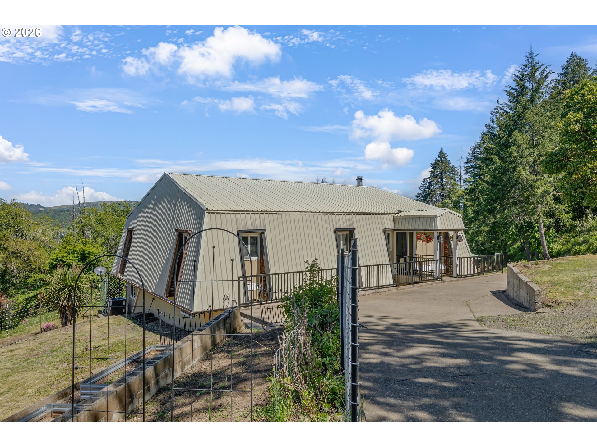 331 HEMLOCK LN Property Photo 1