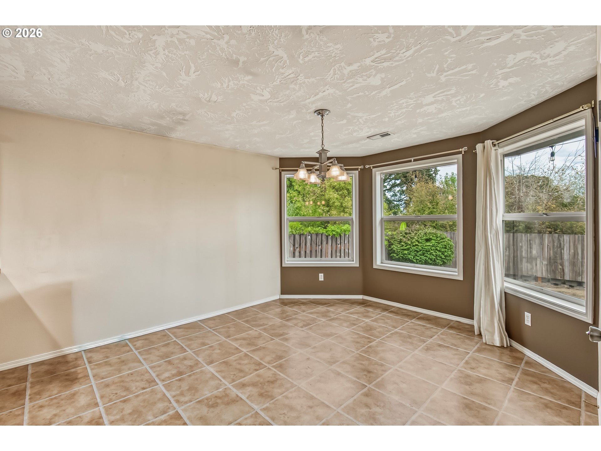 1057 Mt View Ln Property Photo 10