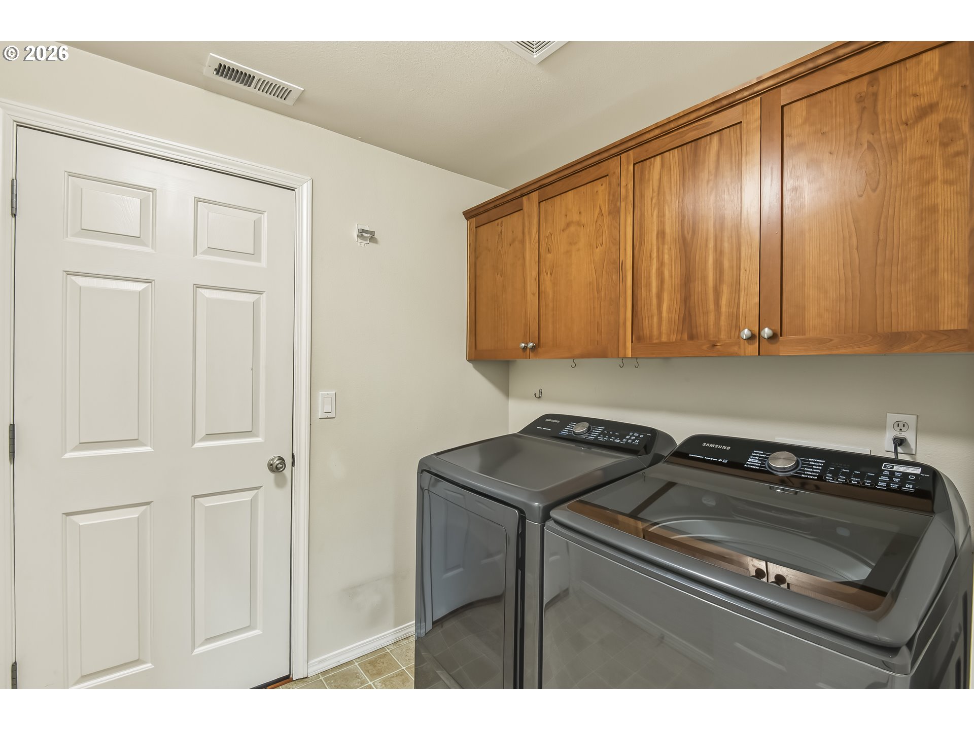 1057 Mt View Ln Property Photo 22