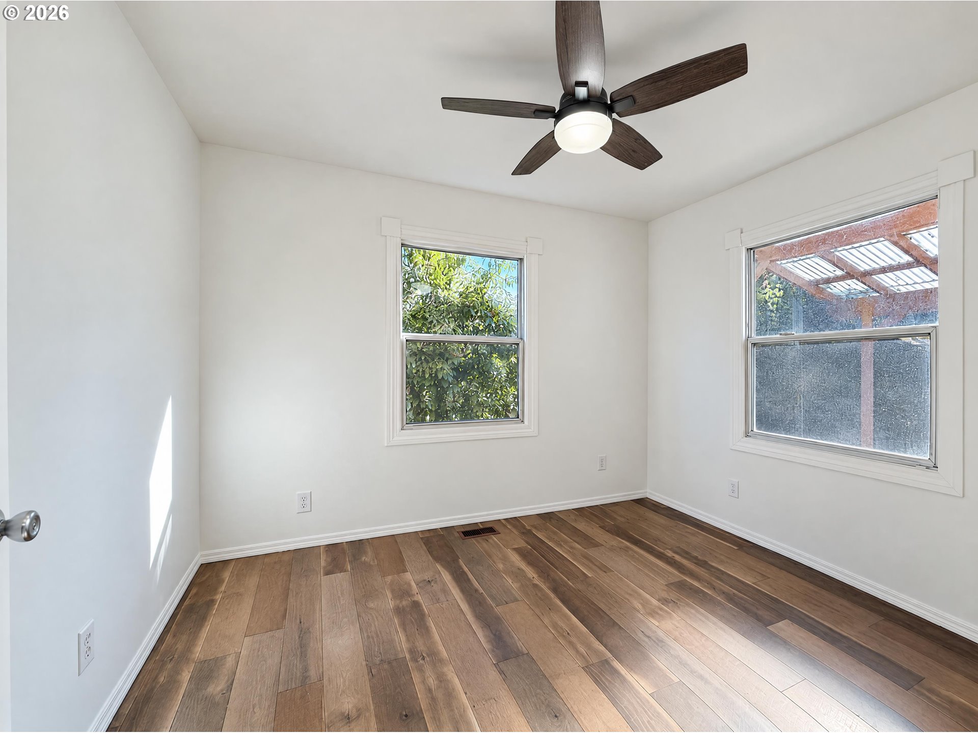 1341 N Clark St Property Photo 24
