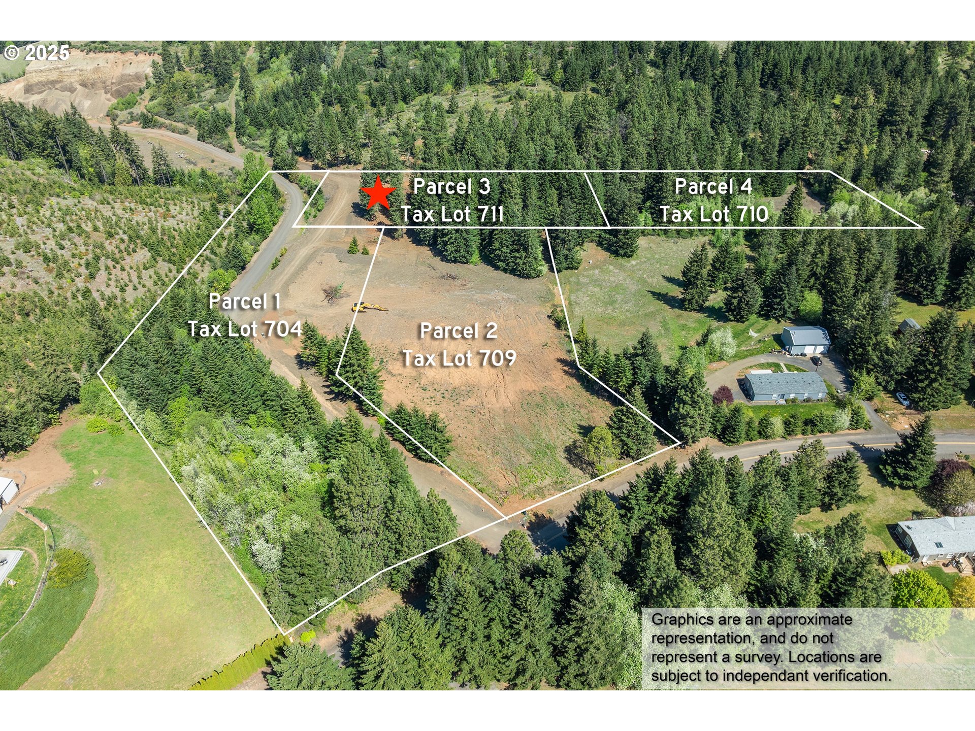 Hillcrest Dr Property Photo 2