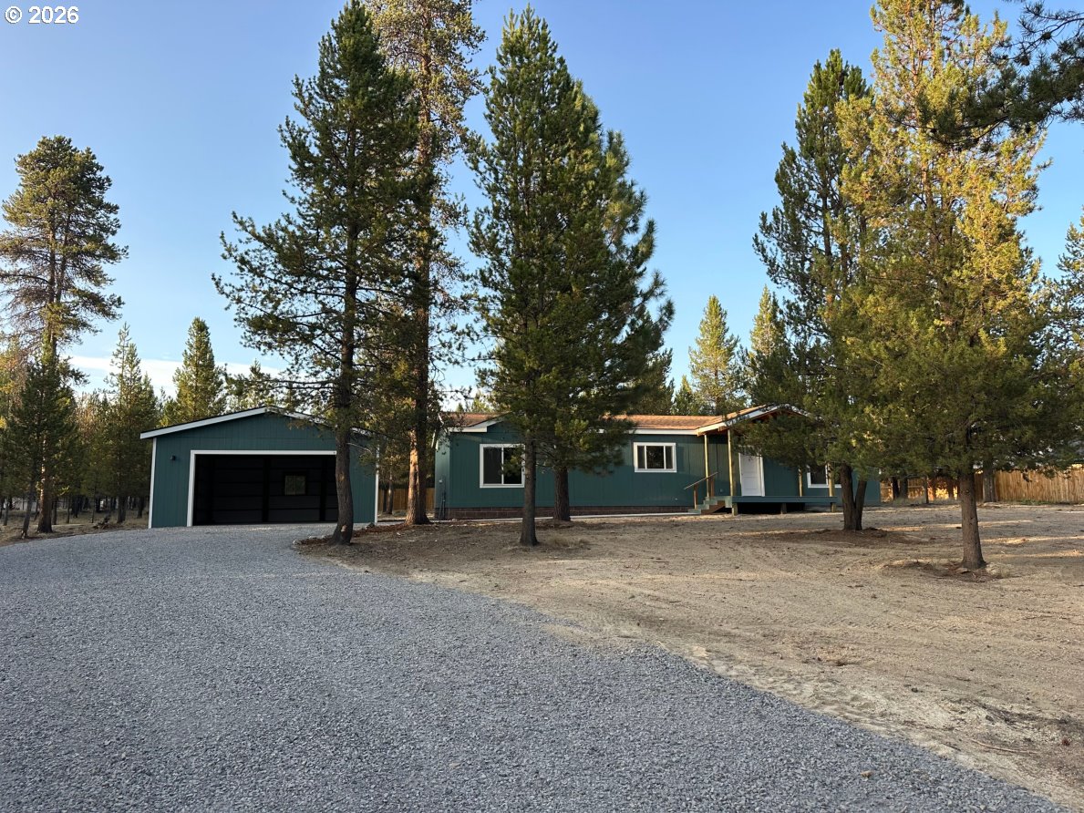 12753 Beechwood Dr Property Photo 1