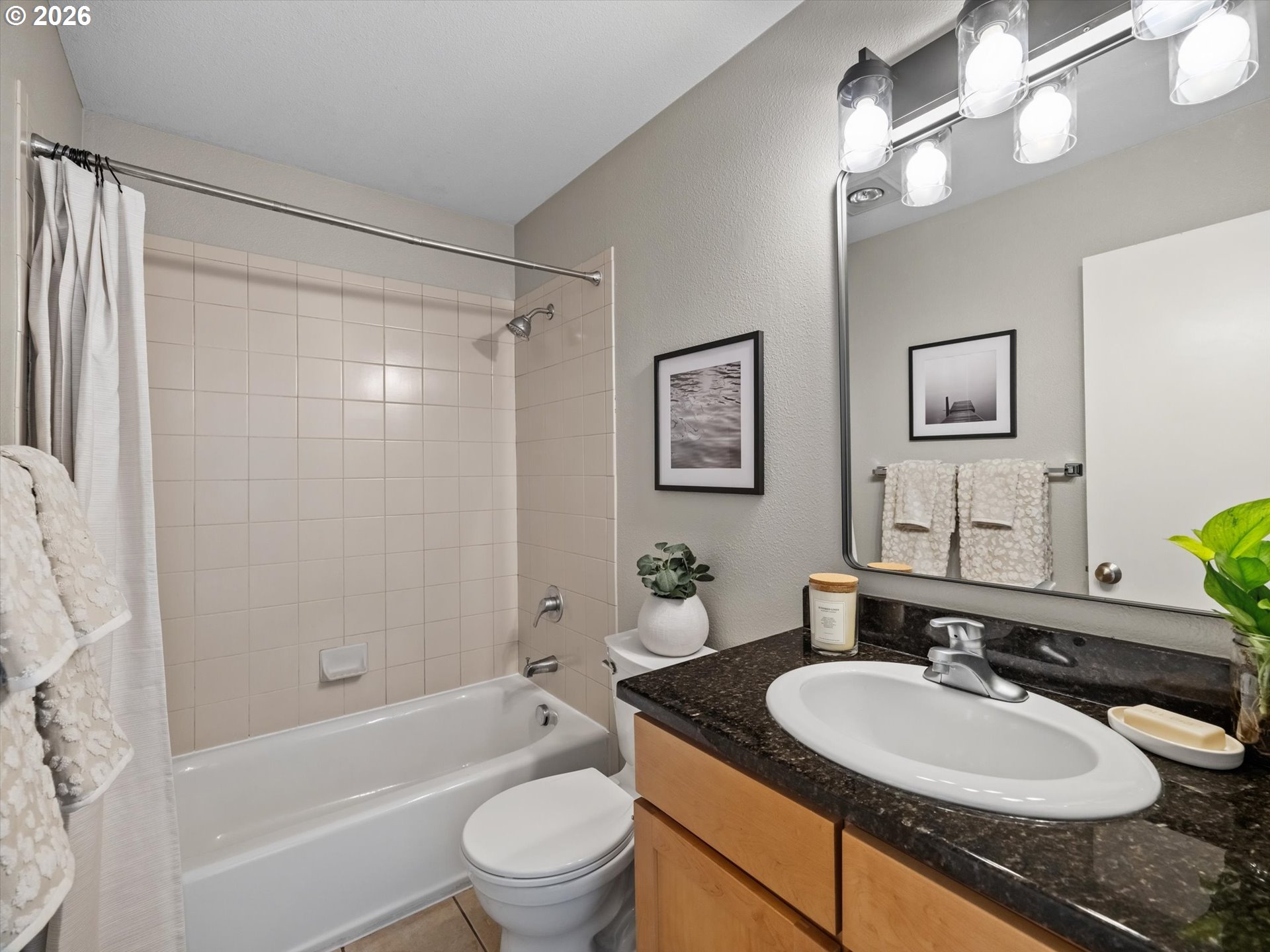 840 Nw Naito Pkwy H12 Property Photo 17