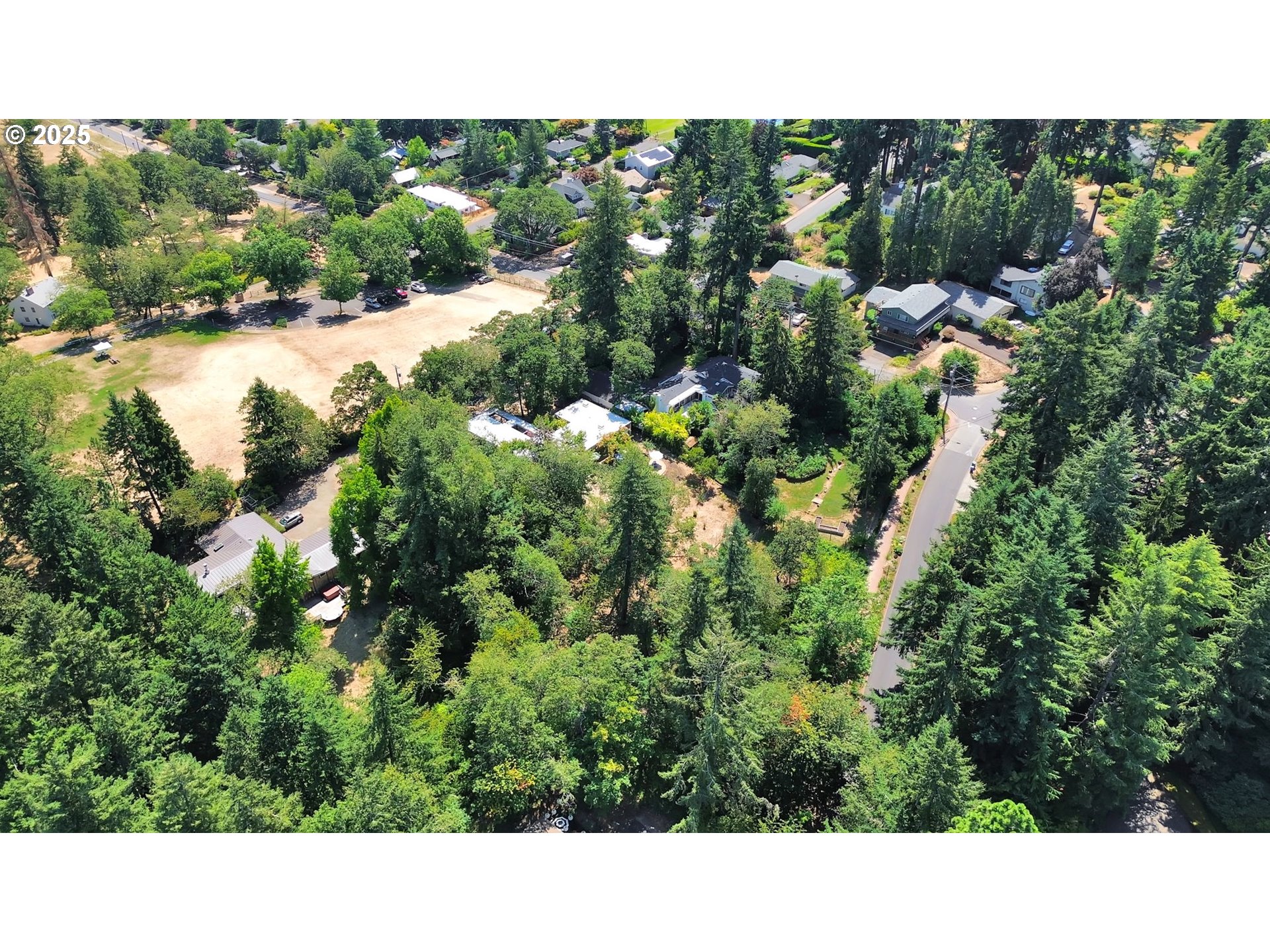 2 Storey Blvd Property Photo 18