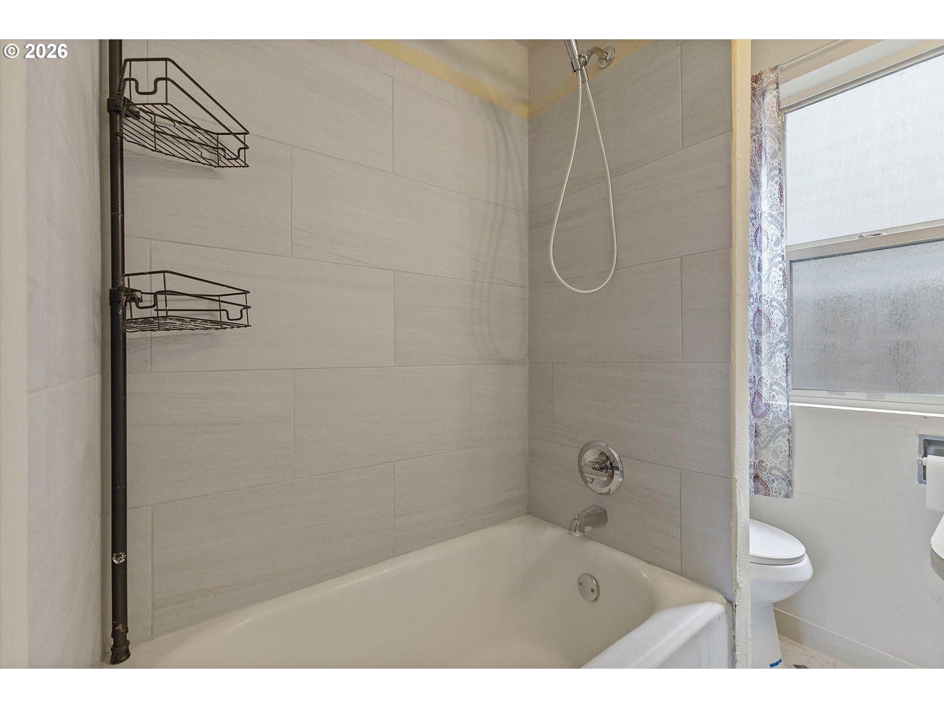 8305 Se Rhone St Property Photo 18