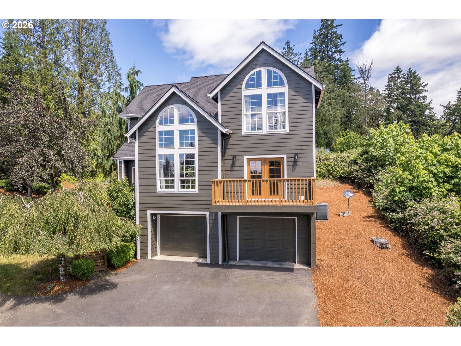 2420 IVY LN Property Photo 1