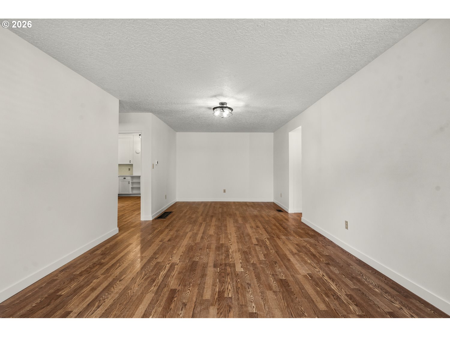 6911 Se Cora St Property Photo 6