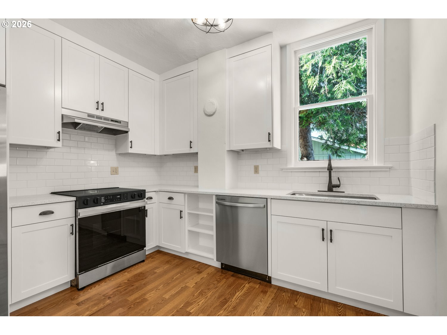 6911 Se Cora St Property Photo 8