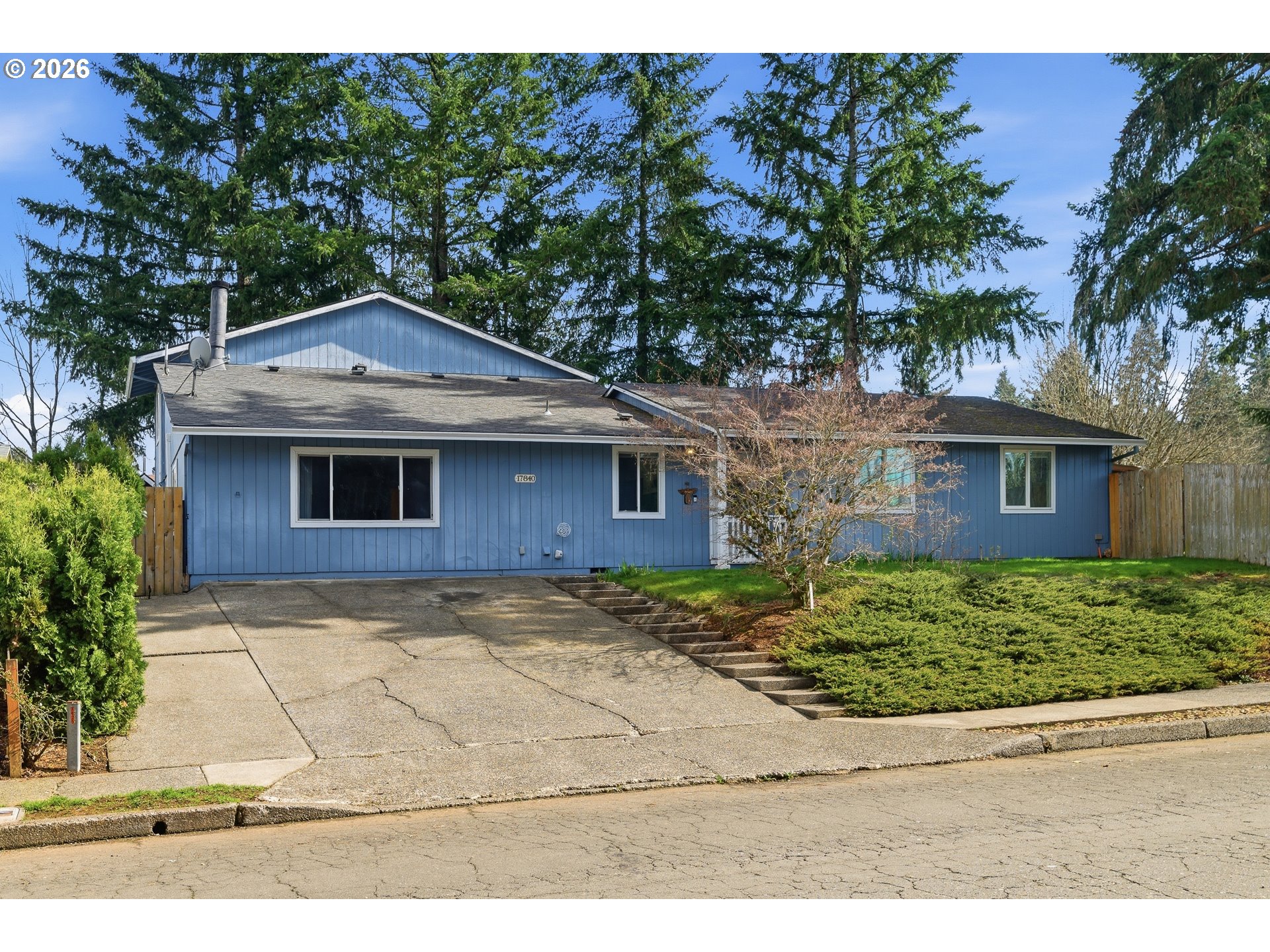 17840 Wolf Dr Property Photo 2