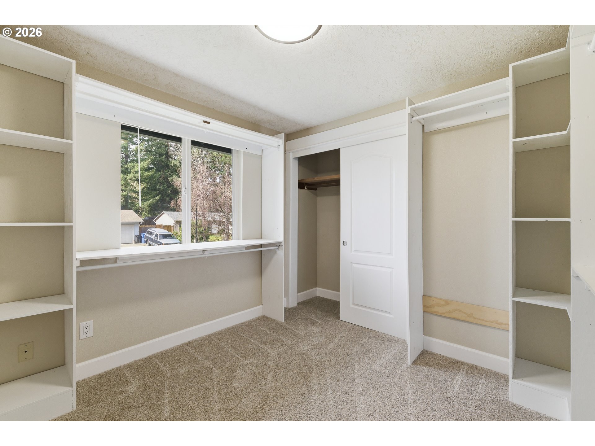 17840 Wolf Dr Property Photo 17