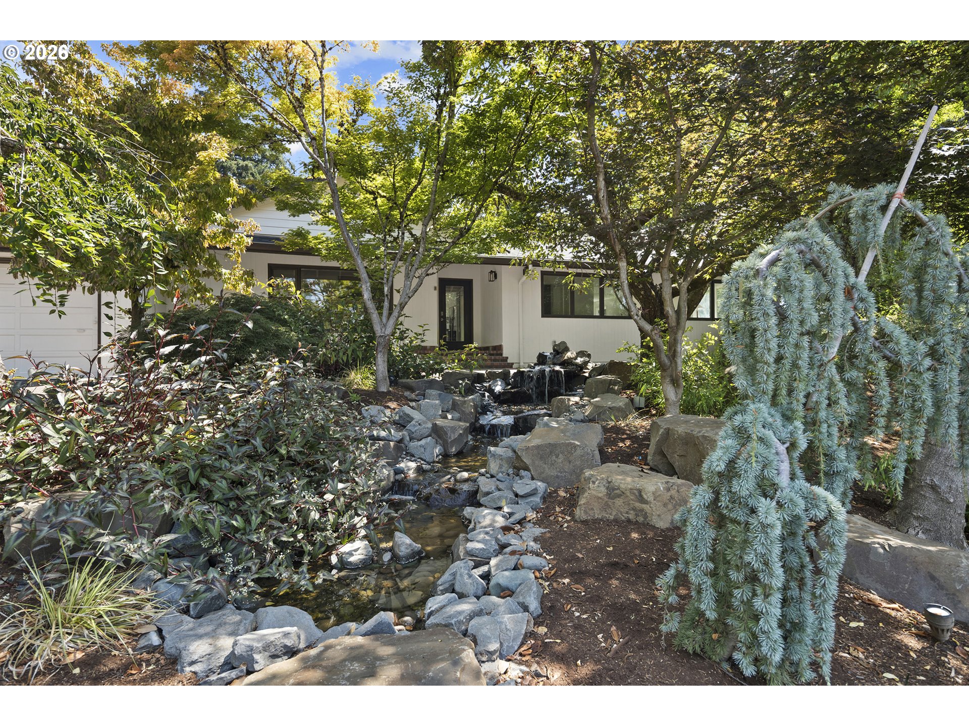 2710 Sw Maple Ln Property Photo 3