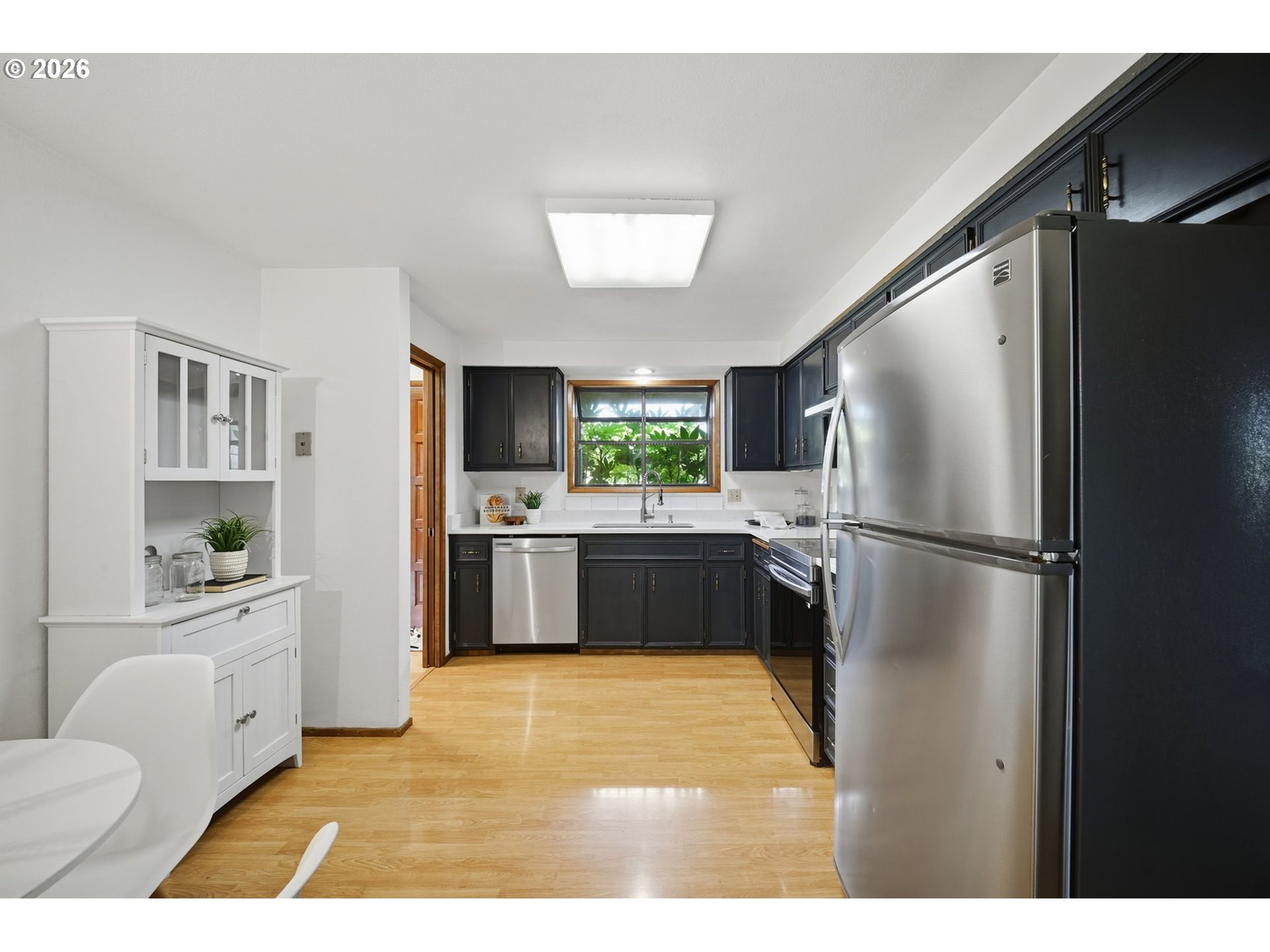 2466 Erin Way Property Photo 15
