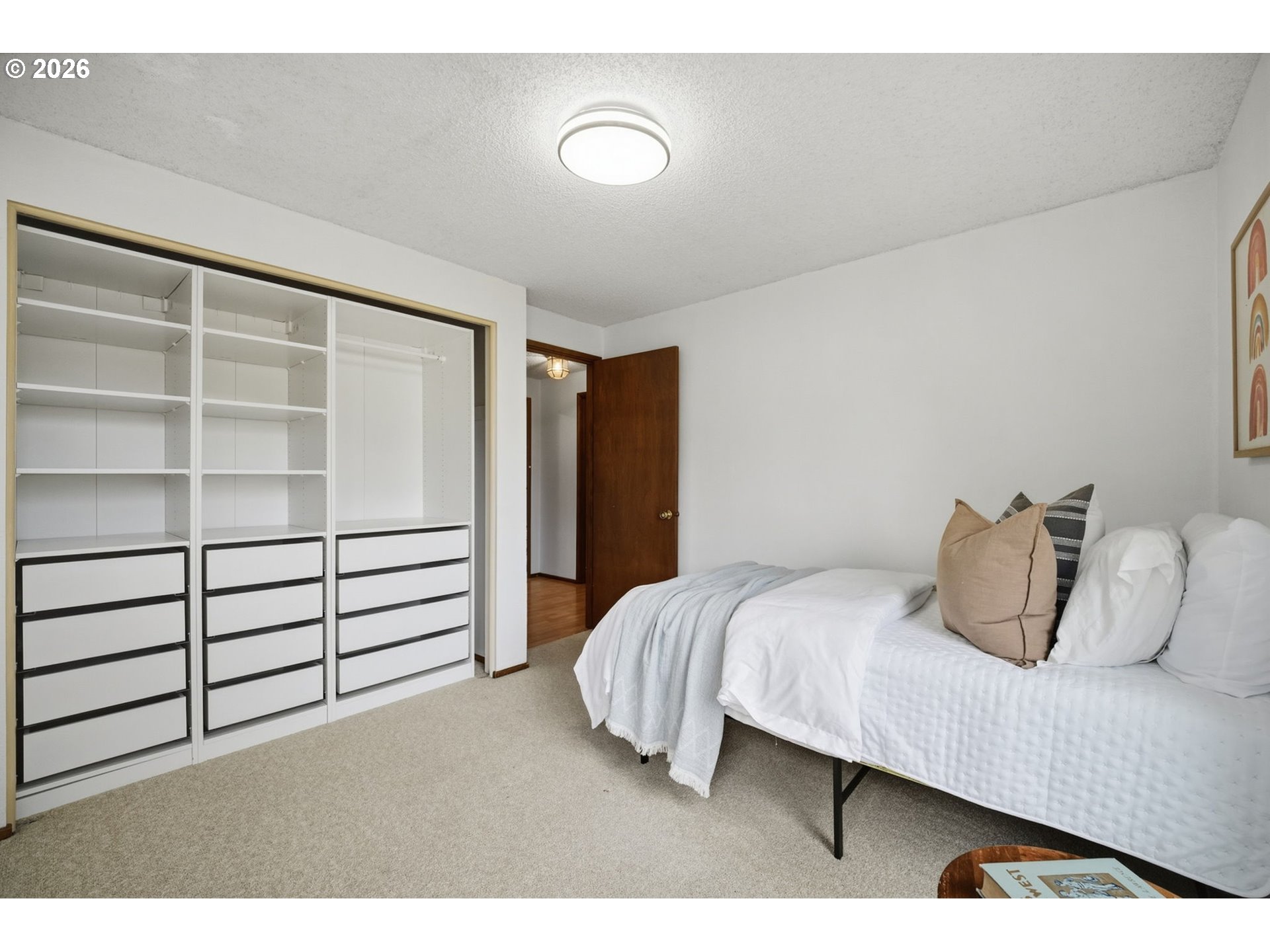 2466 Erin Way Property Photo 25