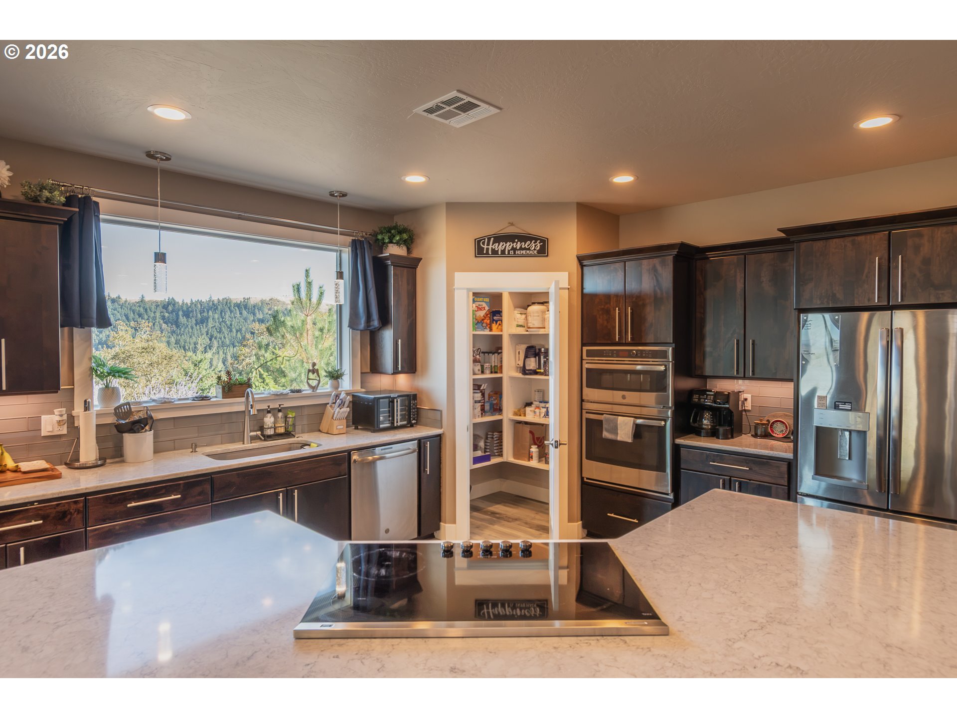 175 Platinum Dr Property Photo 4