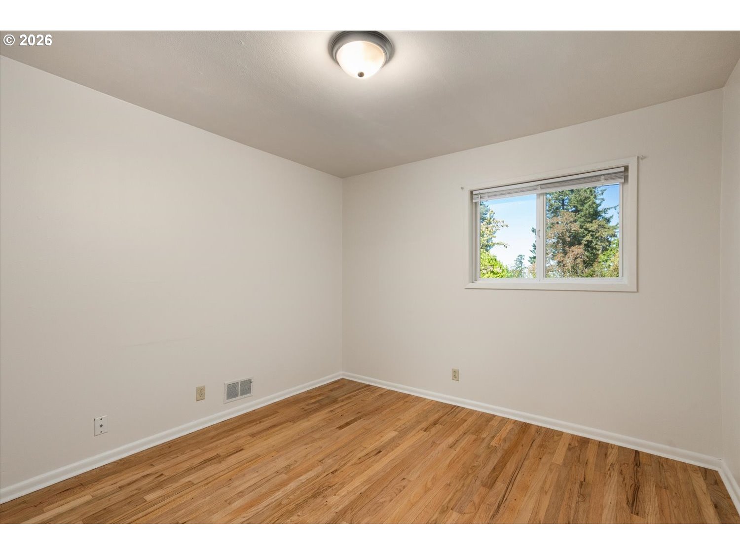 130 Ogden Dr Property Photo 18