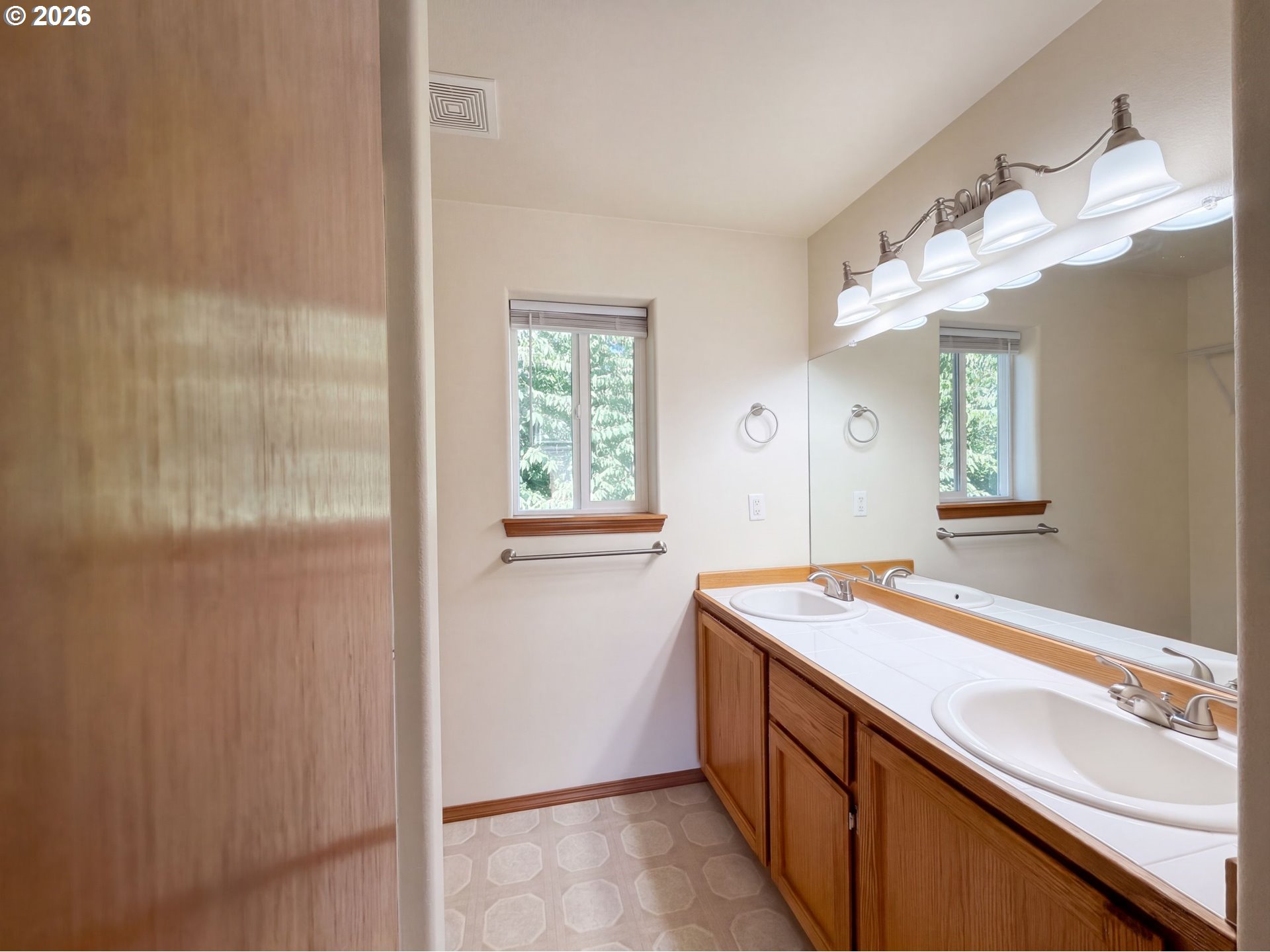 17475 Sw Eirwen St Property Photo 9