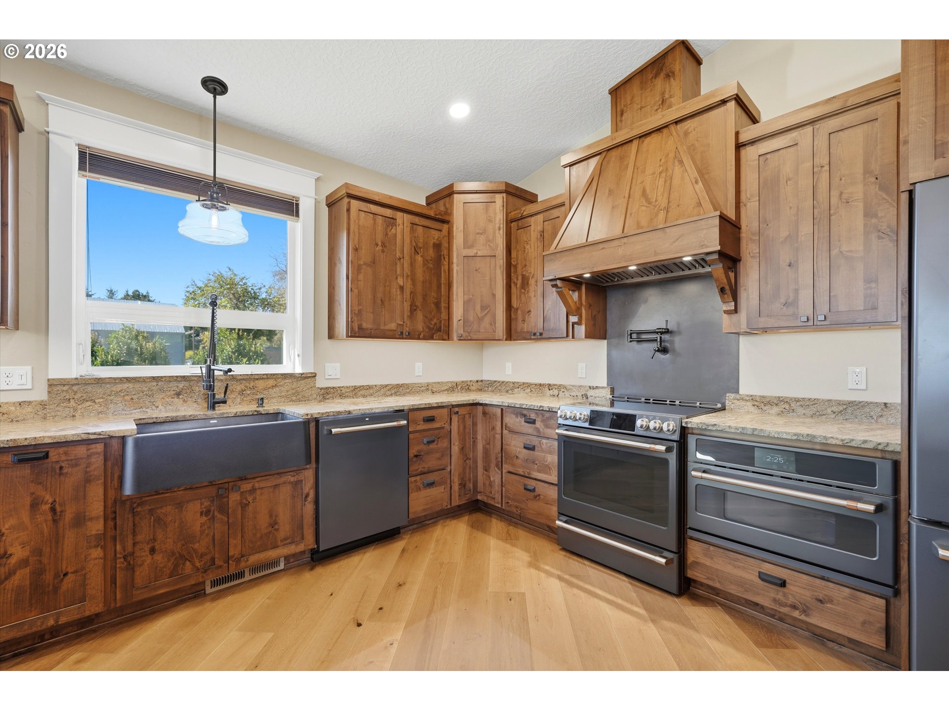 66556 Boyd Loop Rd Property Photo 9