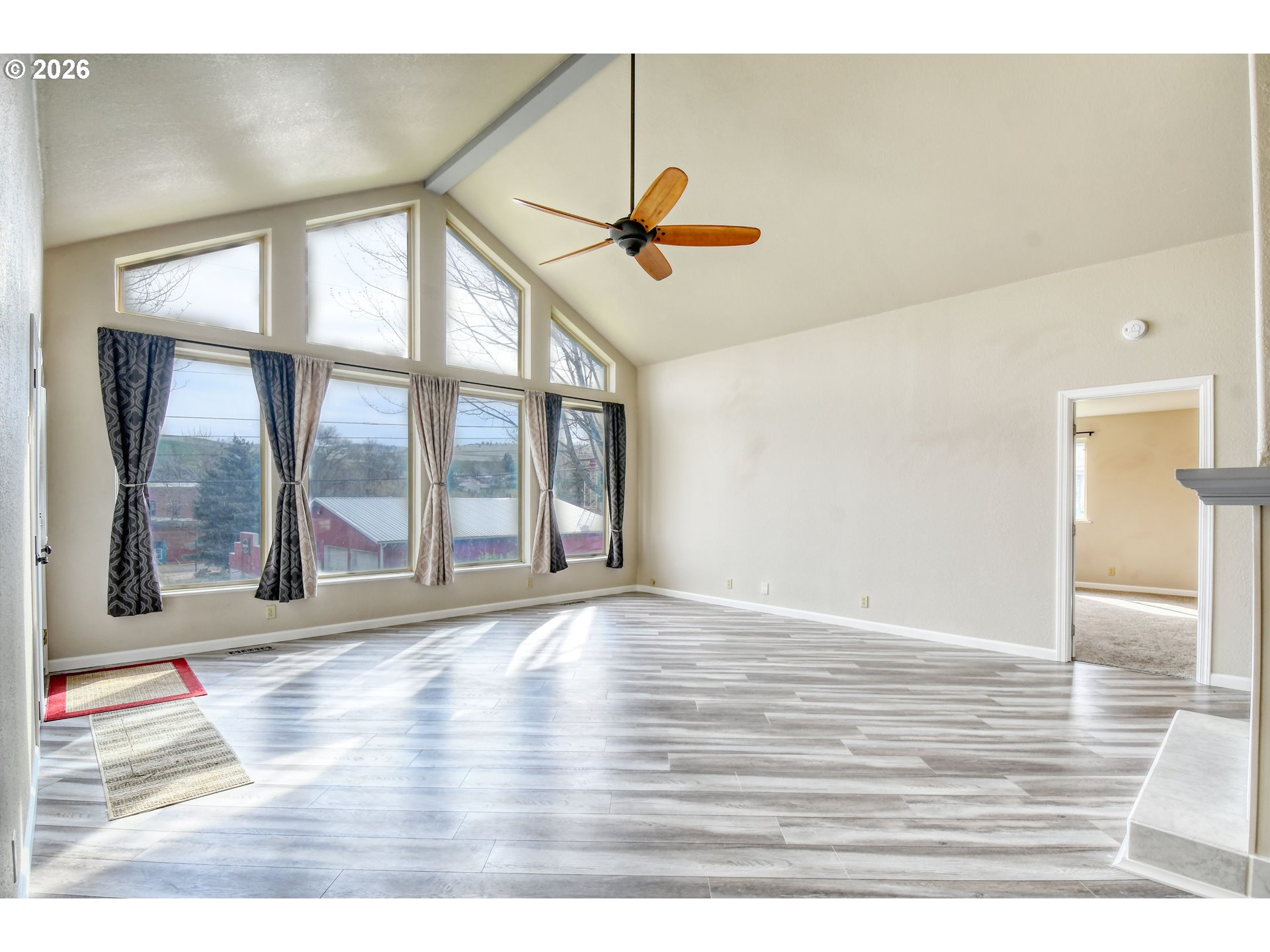 102 S Washington St Property Photo 12