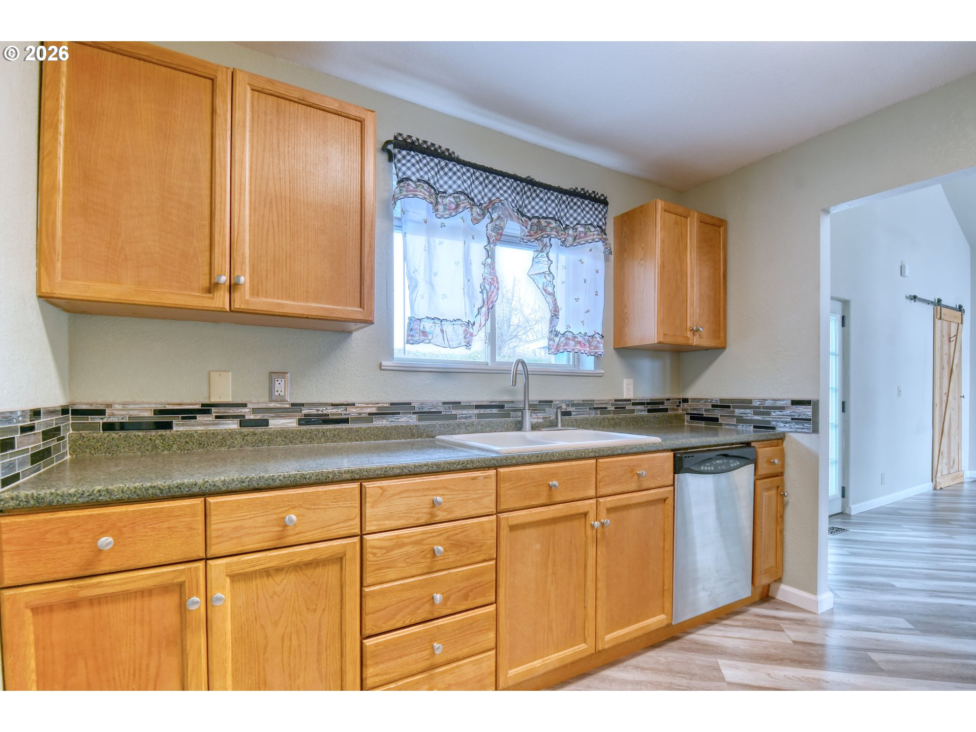 102 S Washington St Property Photo 21