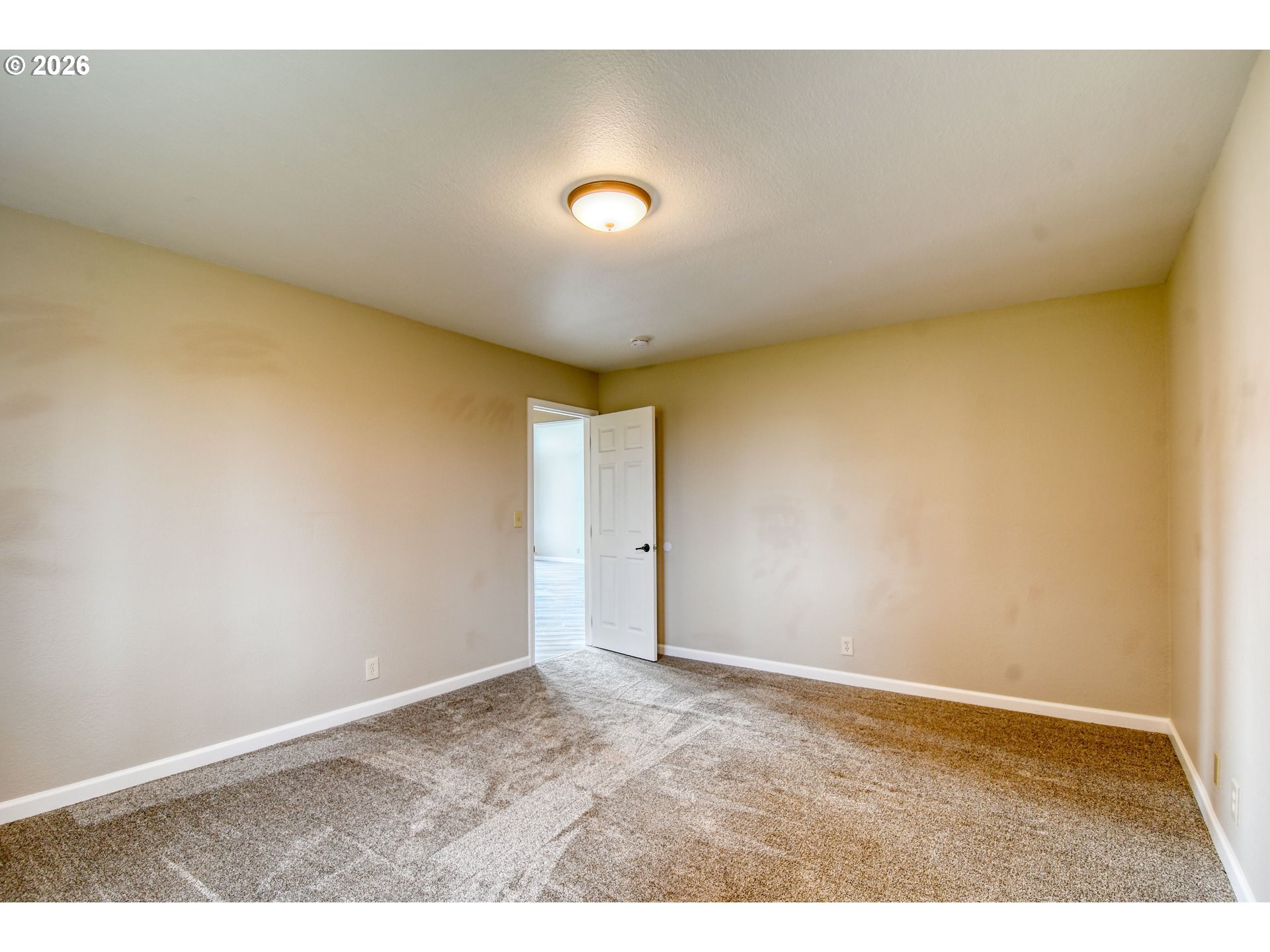102 S Washington St Property Photo 34
