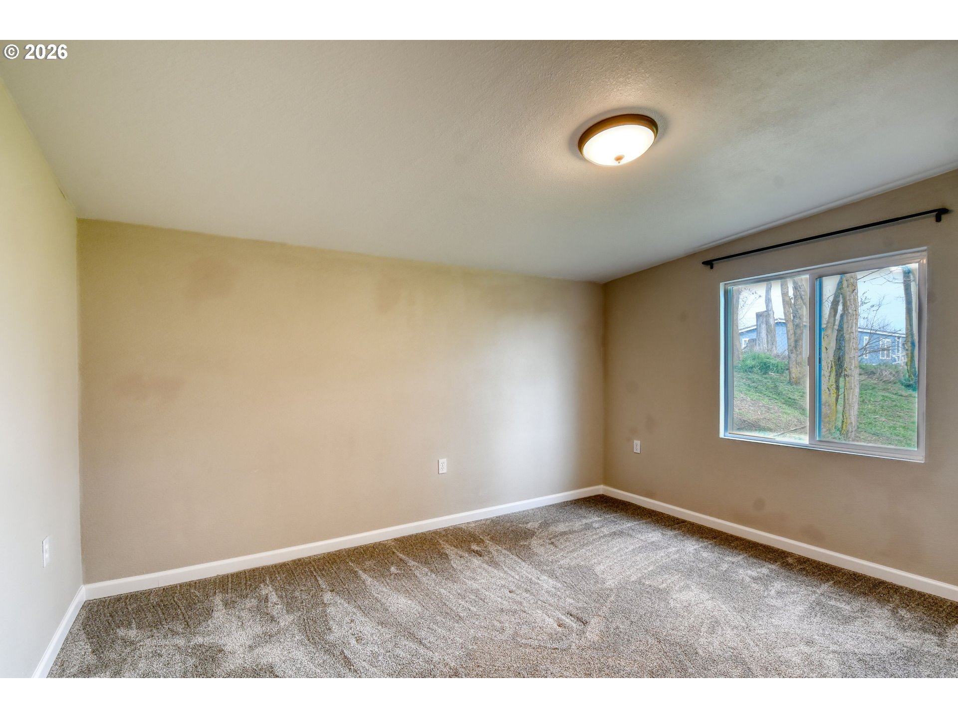 102 S Washington St Property Photo 36