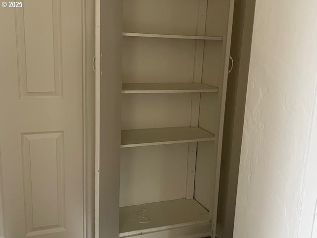 421 S Ivy St Property Photo 14