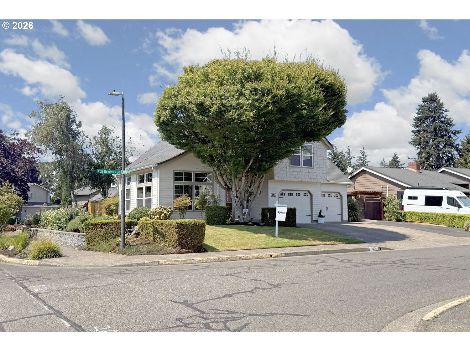 2904 Wolf Meadows LN Property Photo 1