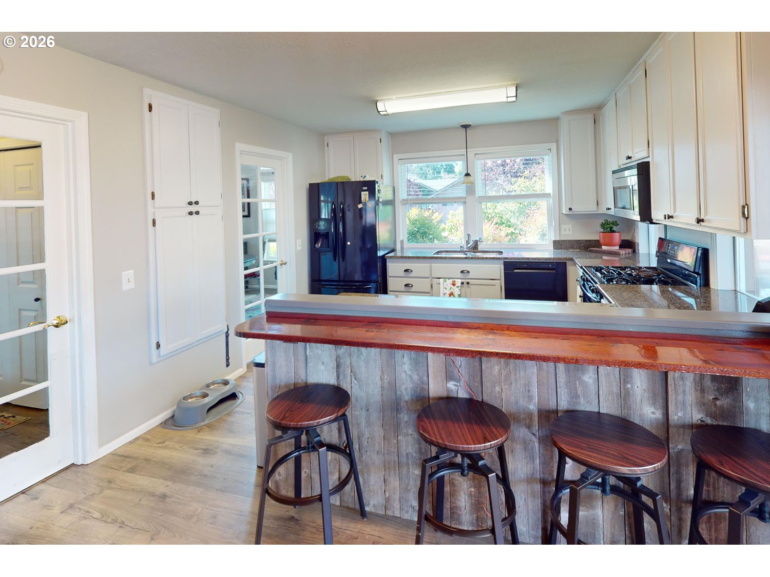 2904 Wolf Meadows Ln Property Photo 12