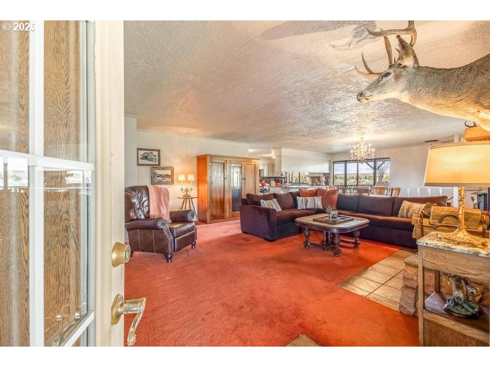 25887 Se Weberg Rd Property Photo 4