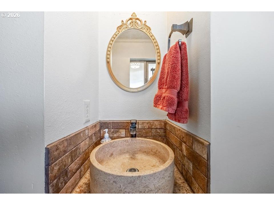 25887 Se Weberg Rd Property Photo 18