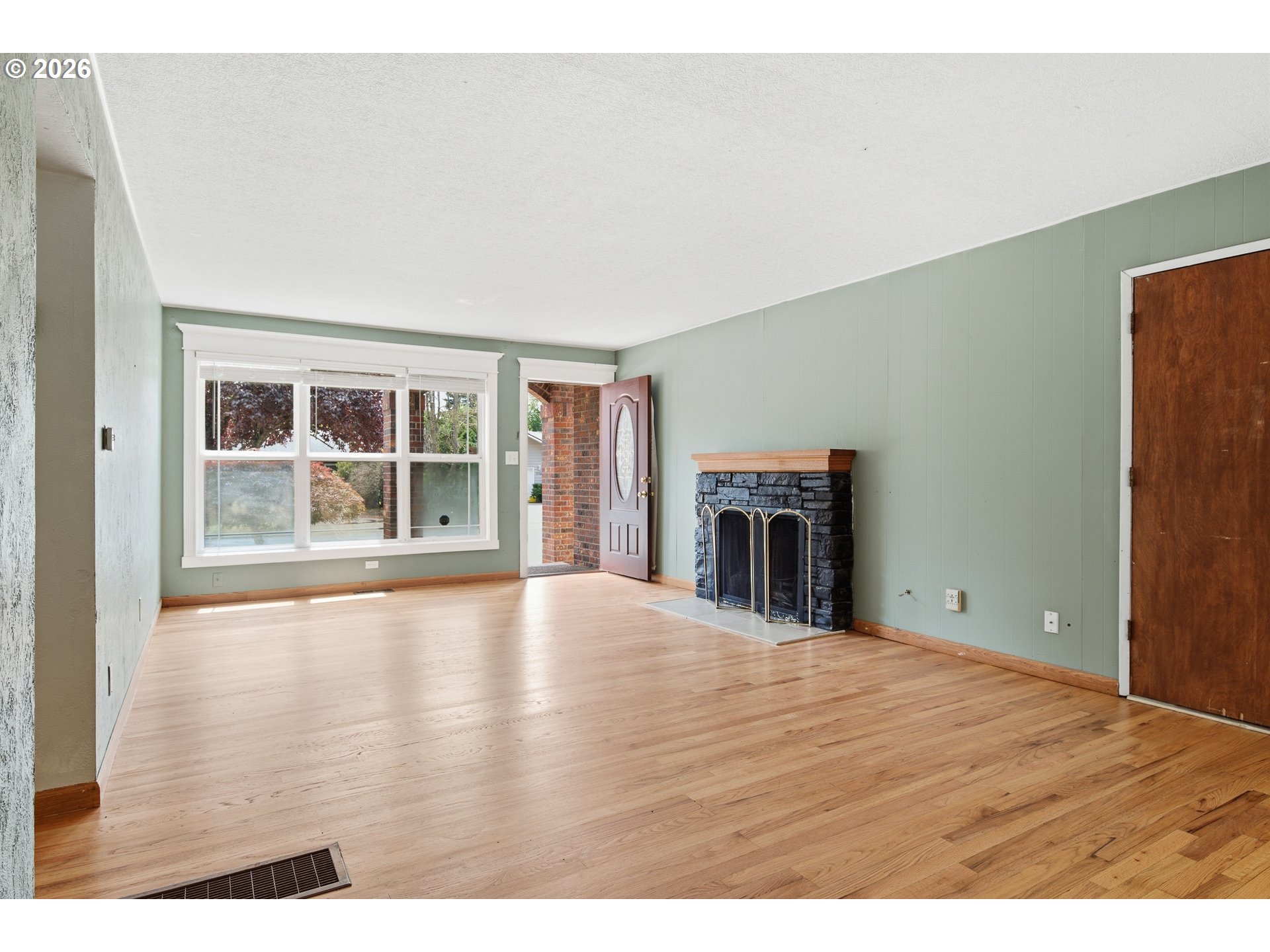13717 Se Mill St Property Photo 7