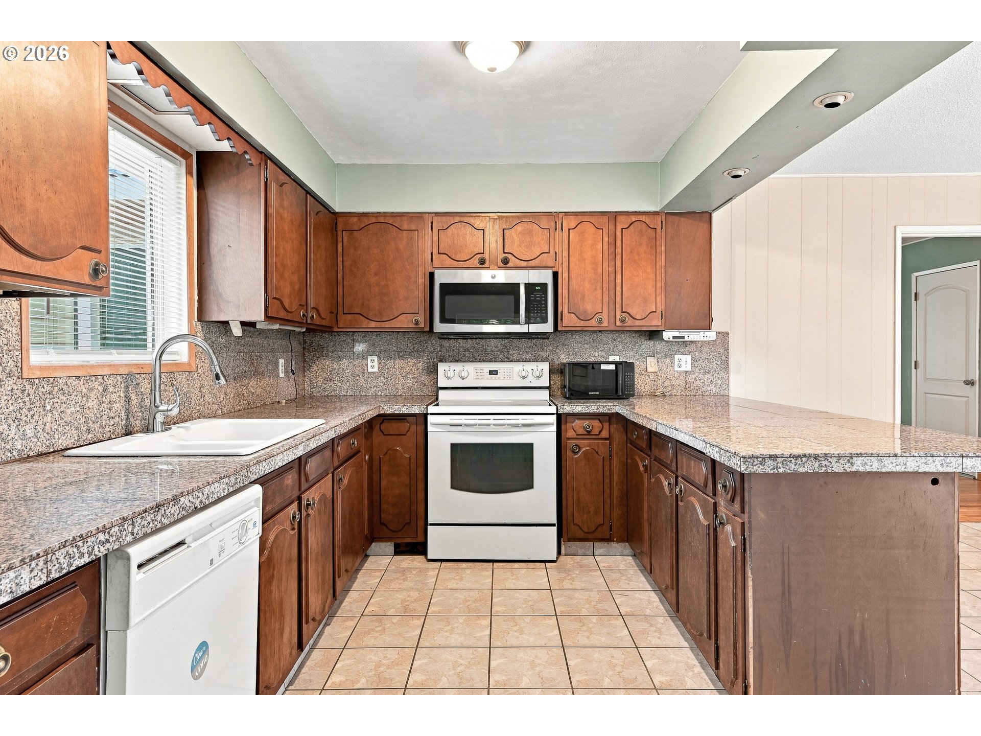 13717 Se Mill St Property Photo 12
