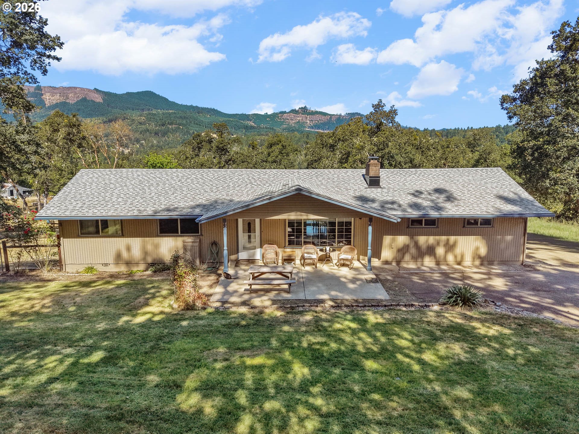2925 Cleveland Hill Rd Property Photo 1