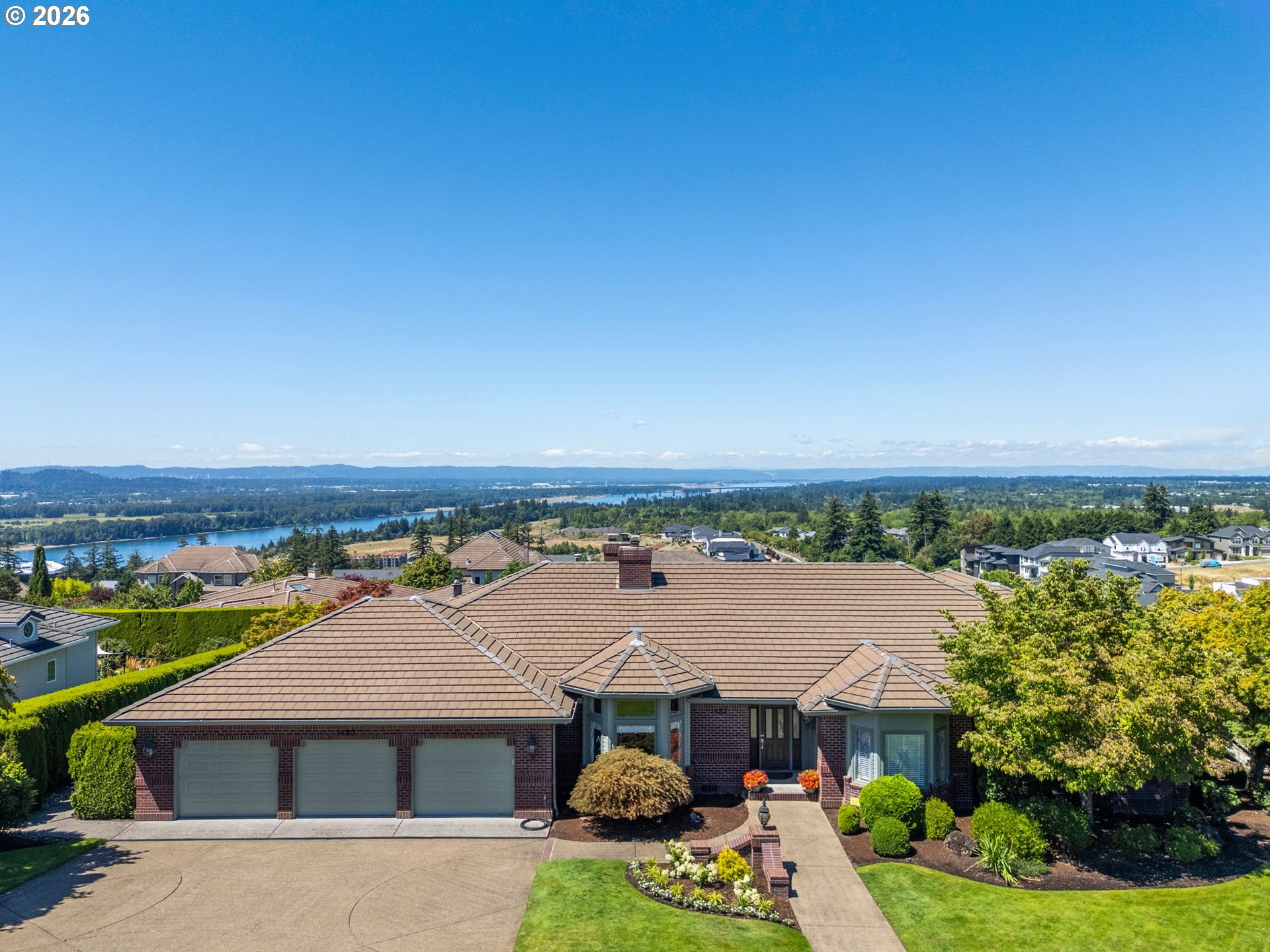 1423 Nw Deerfern St Property Photo 1