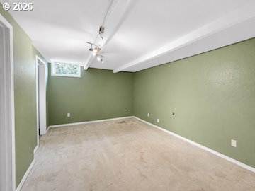 10505 Se Long St Property Photo 8
