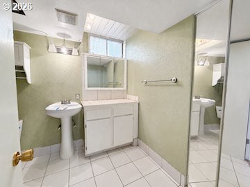 10505 Se Long St Property Photo 10