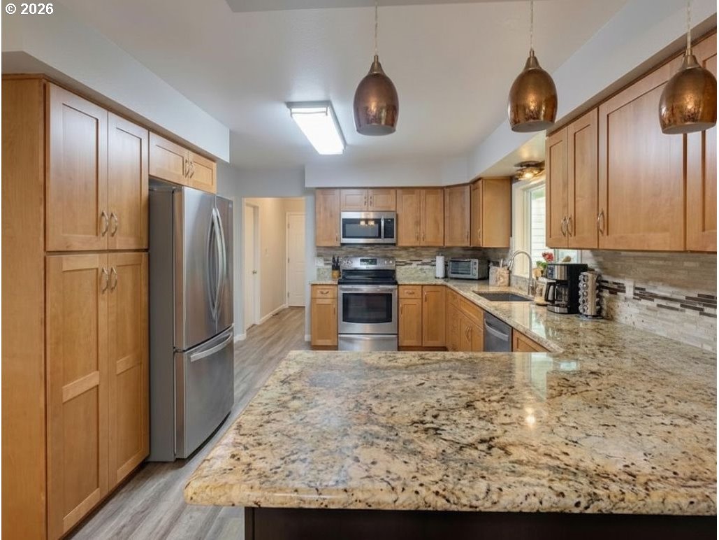 502 Coal Creek Rd Property Photo 3