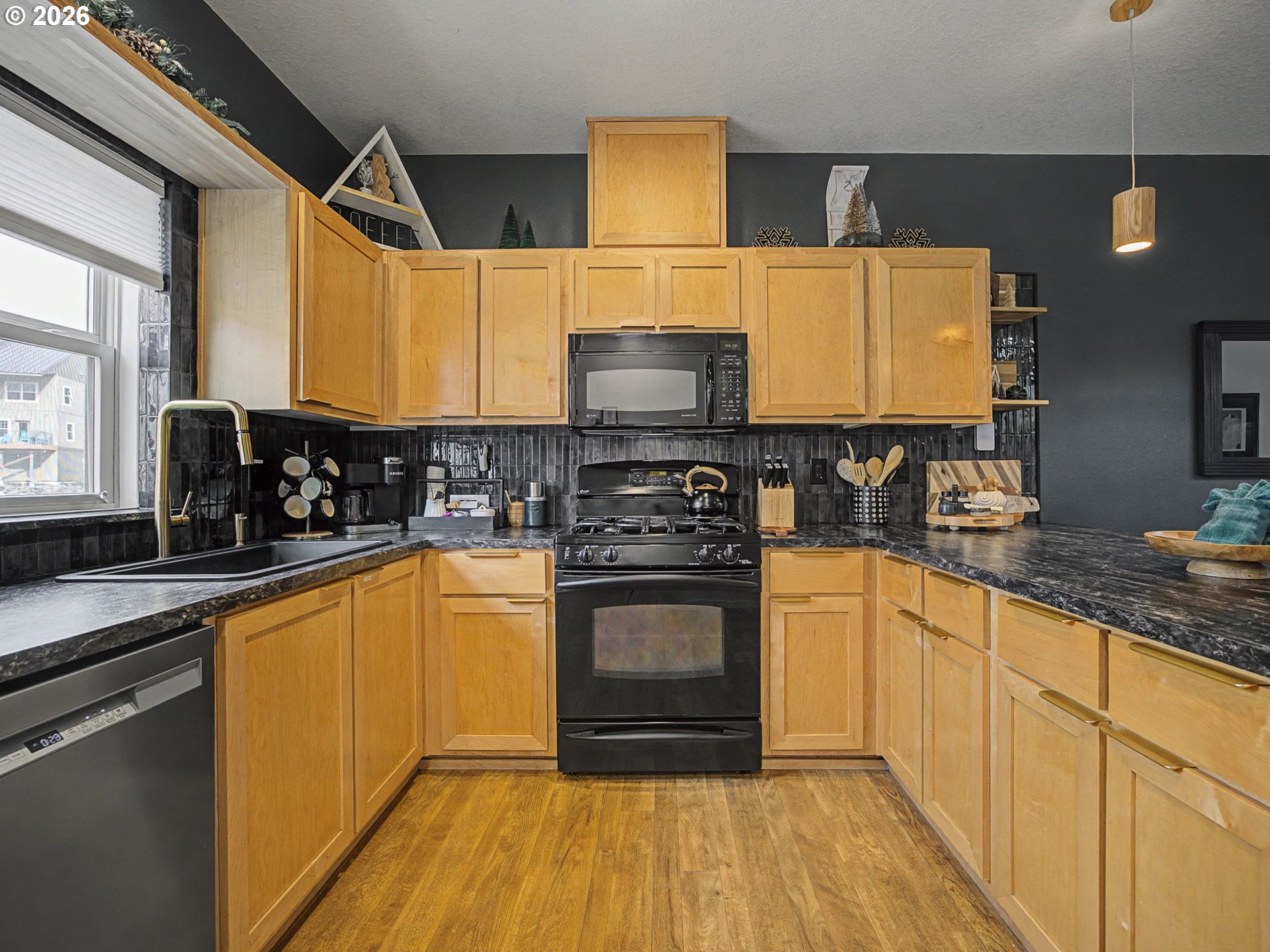 87986 E Alpenglow Ln 55 Property Photo 13